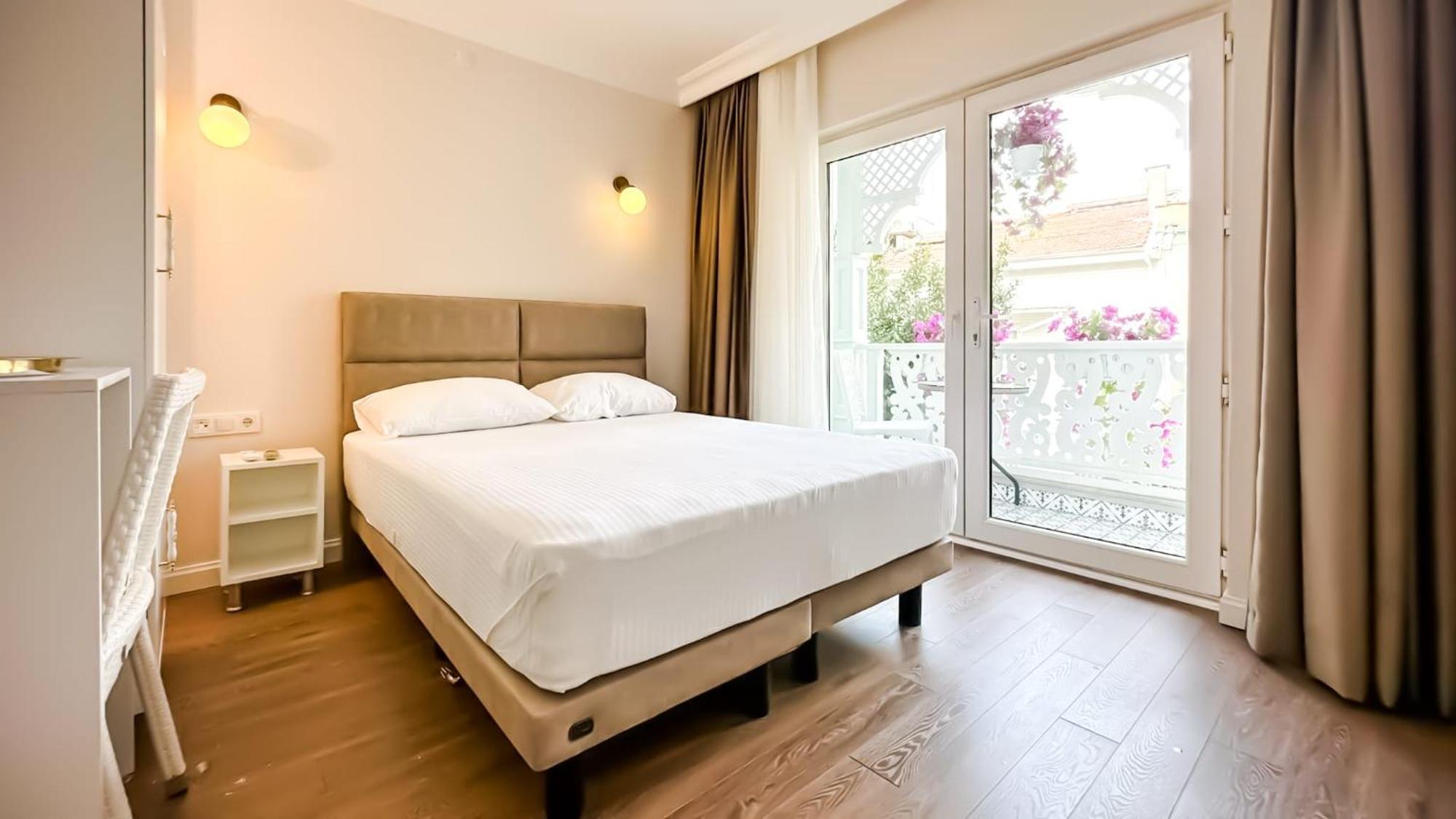 Hi Hotel Ivy Bueyuekada 王子岛群 外观 照片